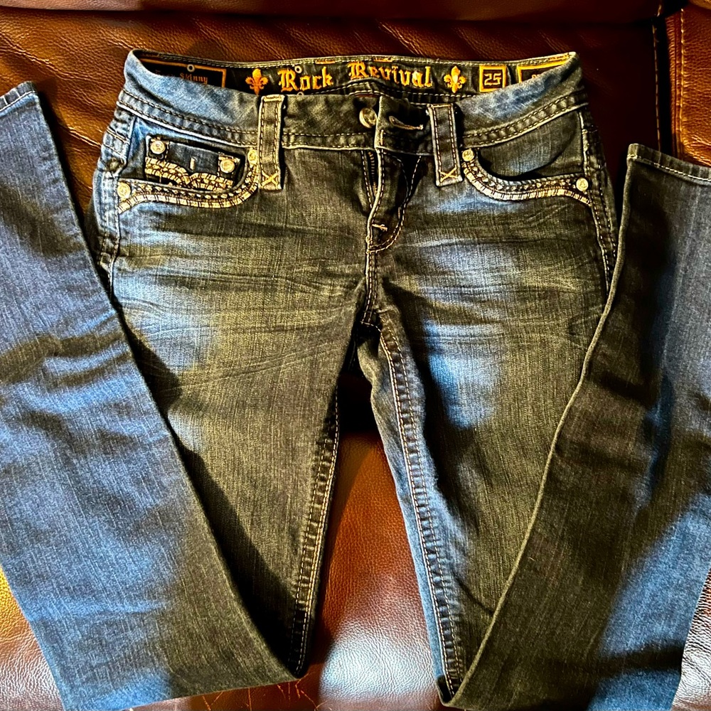 Rock Revival Size 25 stretch Sherry Easy Skinny Jeans